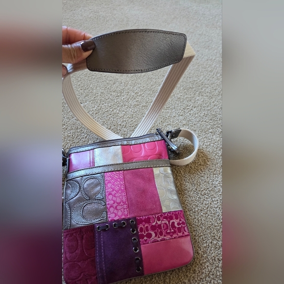 Vintage Coach Patchwork Crossbody Bag - Pink and Silver - Picture 7 of 8
